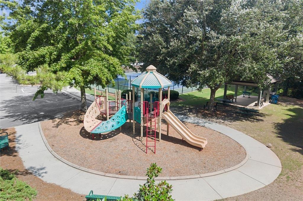 4538 Meadowland Way Flowery Branch GA 30542