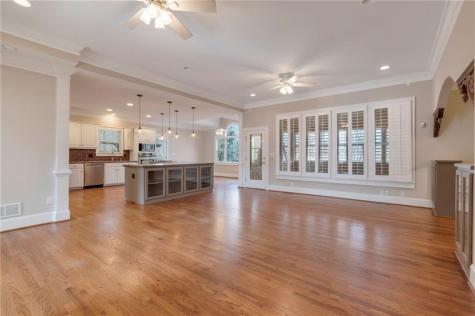 180 Forest Glen Drive Waleska GA 30183