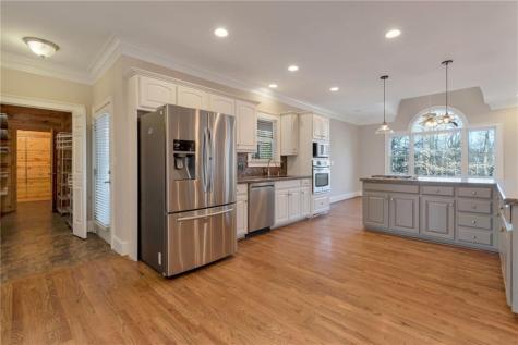 180 Forest Glen Drive Waleska GA 30183
