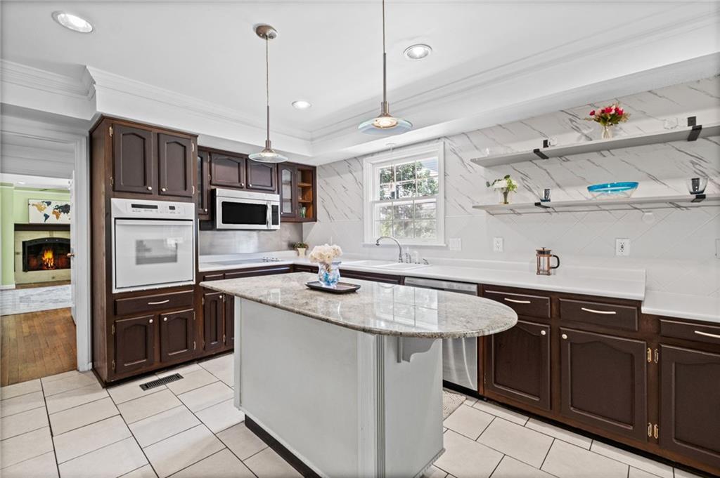 5291 Manhasset Cove Dunwoody GA 30338