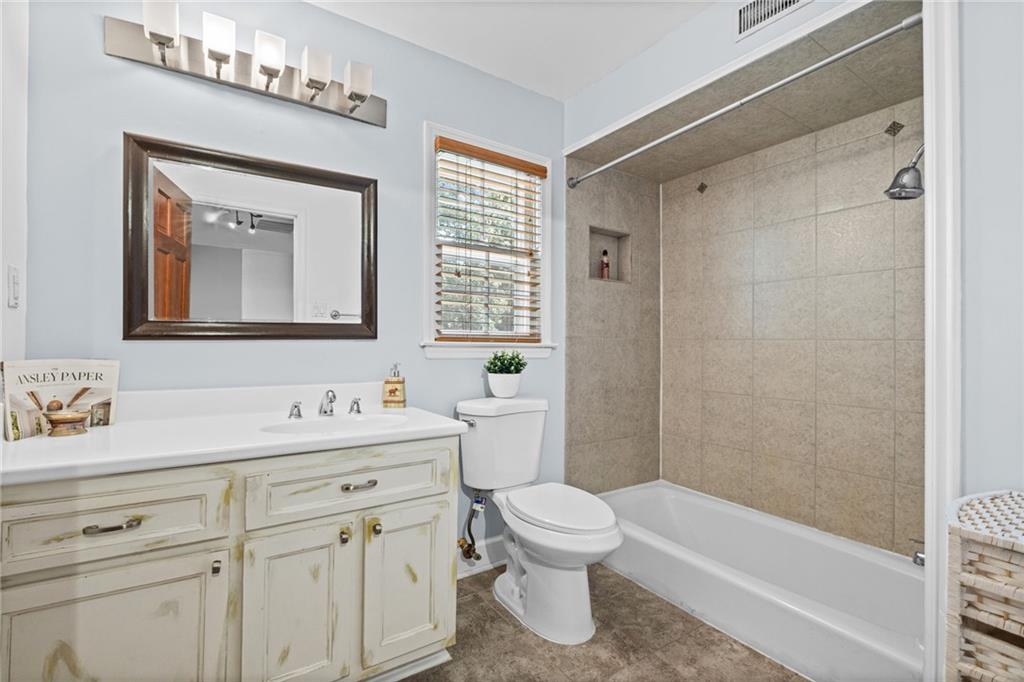 5291 Manhasset Cove Dunwoody GA 30338