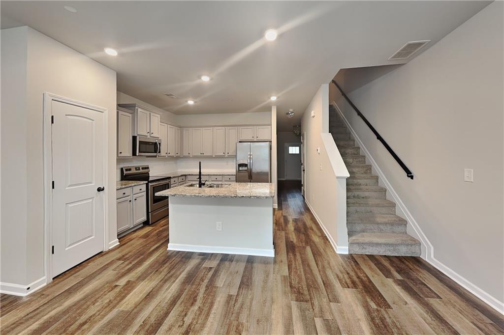 2891 Bayrose Circle East Point GA 30344