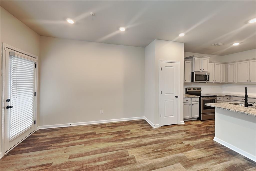 2891 Bayrose Circle East Point GA 30344