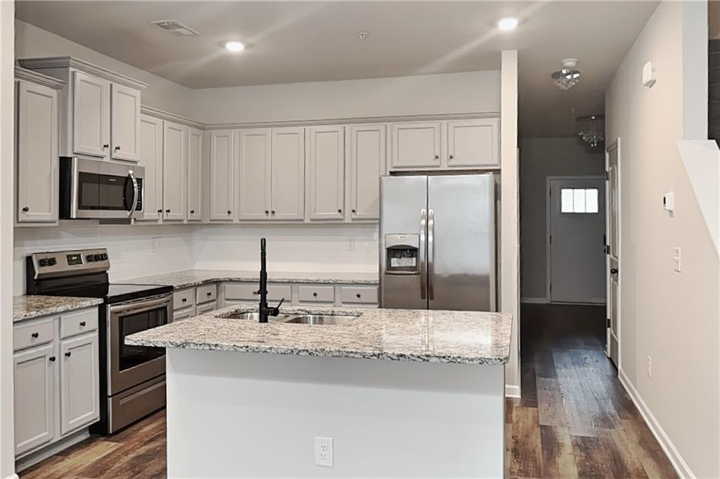 2891 Bayrose Circle East Point GA 30344