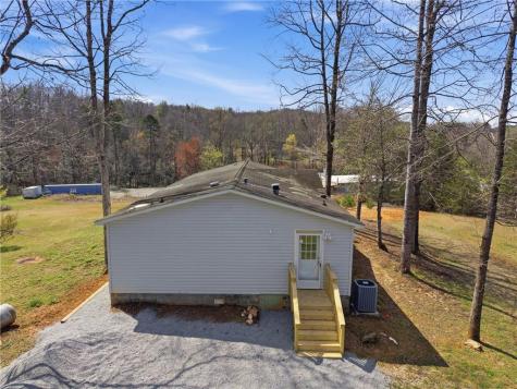 5320 Long Branch Road Dahlonega GA 30533