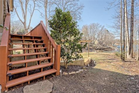 1189 Sunnyside Road Hiawassee GA 30546