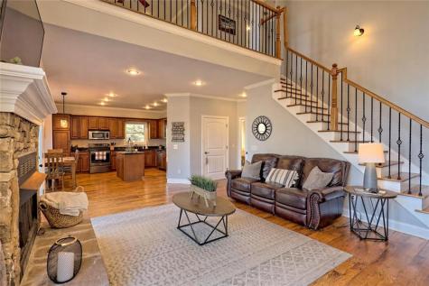 1189 Sunnyside Road Hiawassee GA 30546