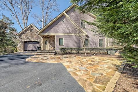 1189 Sunnyside Road Hiawassee GA 30546