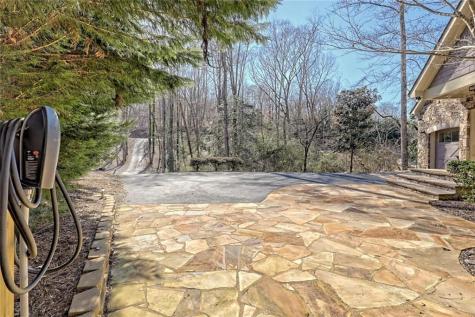 1189 Sunnyside Road Hiawassee GA 30546