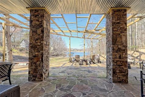 1189 Sunnyside Road Hiawassee GA 30546