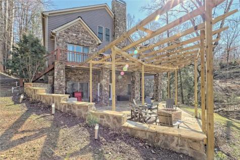 1189 Sunnyside Road Hiawassee GA 30546
