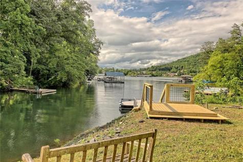 1189 Sunnyside Road Hiawassee GA 30546