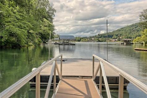 1189 Sunnyside Road Hiawassee GA 30546