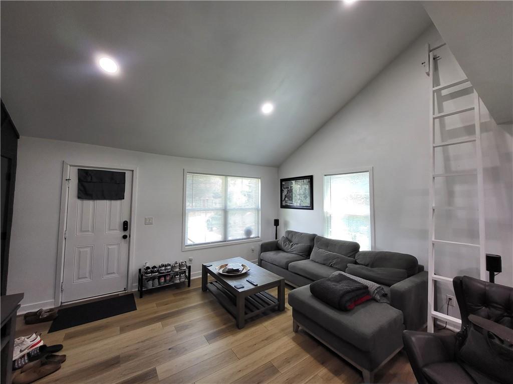 2107 Pinehurst Drive East Point GA 30344