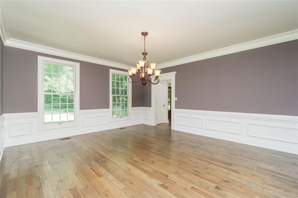 565 River Chase Point Atlanta GA 30328