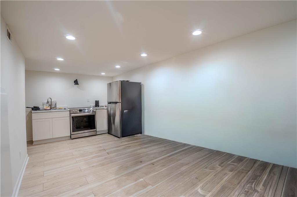 1053 Vista Trail NE Atlanta GA 30324