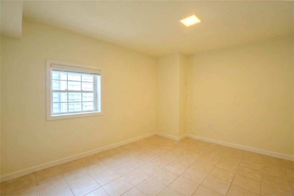 1053 Vista Trail NE Atlanta GA 30324
