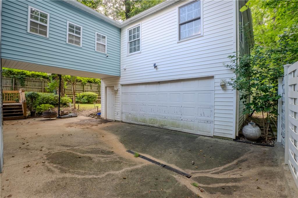1053 Vista Trail NE Atlanta GA 30324