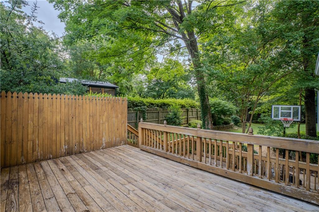 1053 Vista Trail NE Atlanta GA 30324