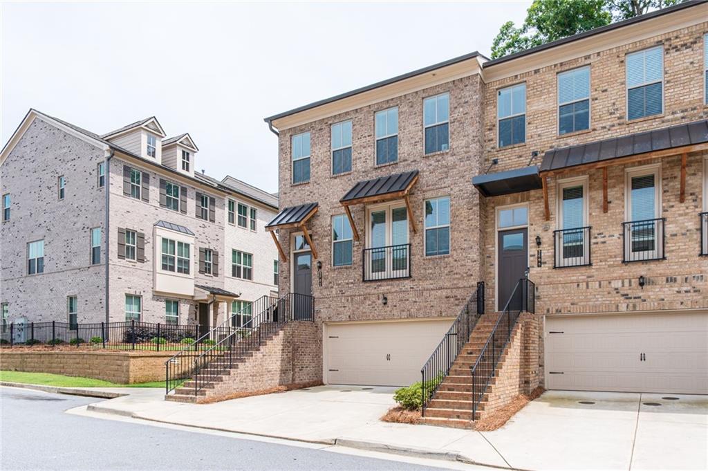 2701 Cedar Pine Way Doraville GA 30360