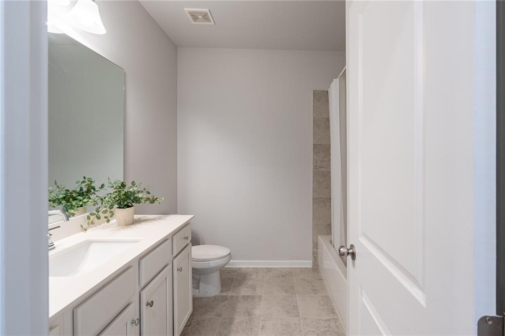 2701 Cedar Pine Way Doraville GA 30360