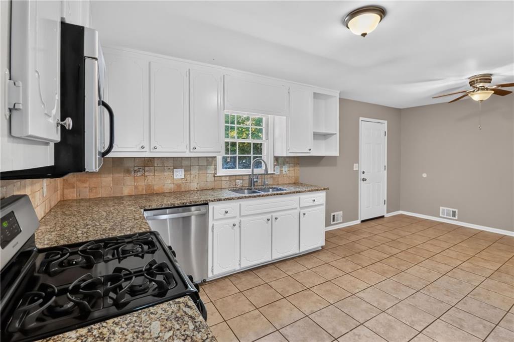 2932 Brett Circle NW Acworth GA 30101