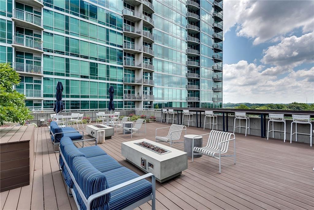 923 Peachtree Street NE Atlanta GA 30309
