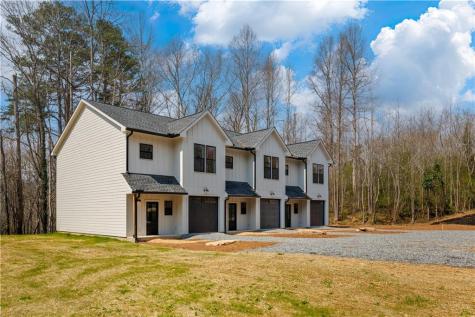 200 Back Pine Way Ellijay GA 30540