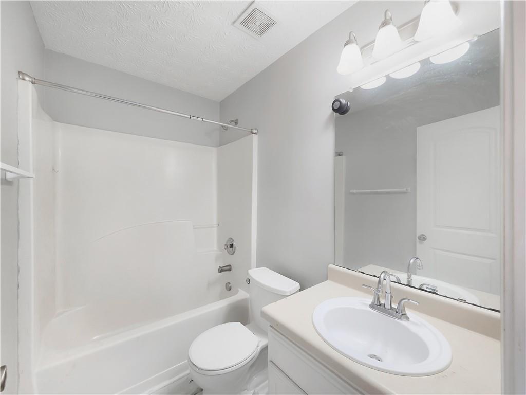5539 Pineridge Court Forest Park GA 30297