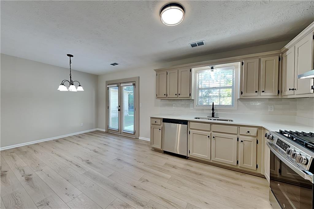 2351 Boone Place Snellville GA 30078