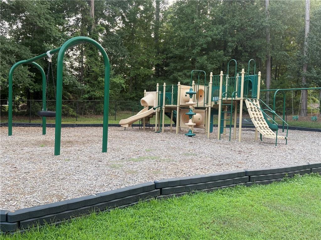 42 Newberry Lane Columbus GA 31804