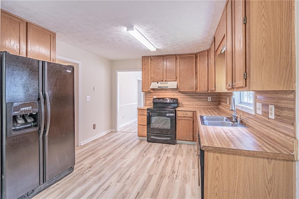 2402 Betsy Court SW Marietta GA 30008