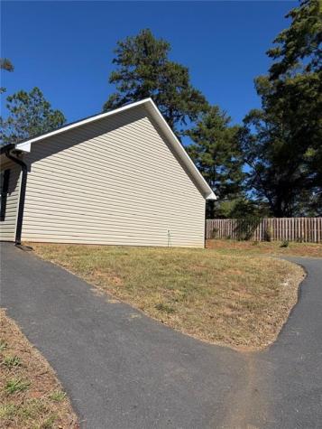 635 Ben Higgins Road Dahlonega GA 30533