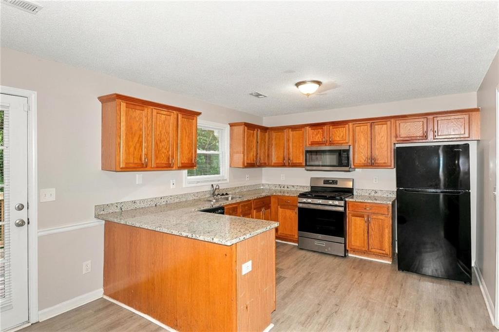 5730 Broadleaf Way Atlanta GA 30349