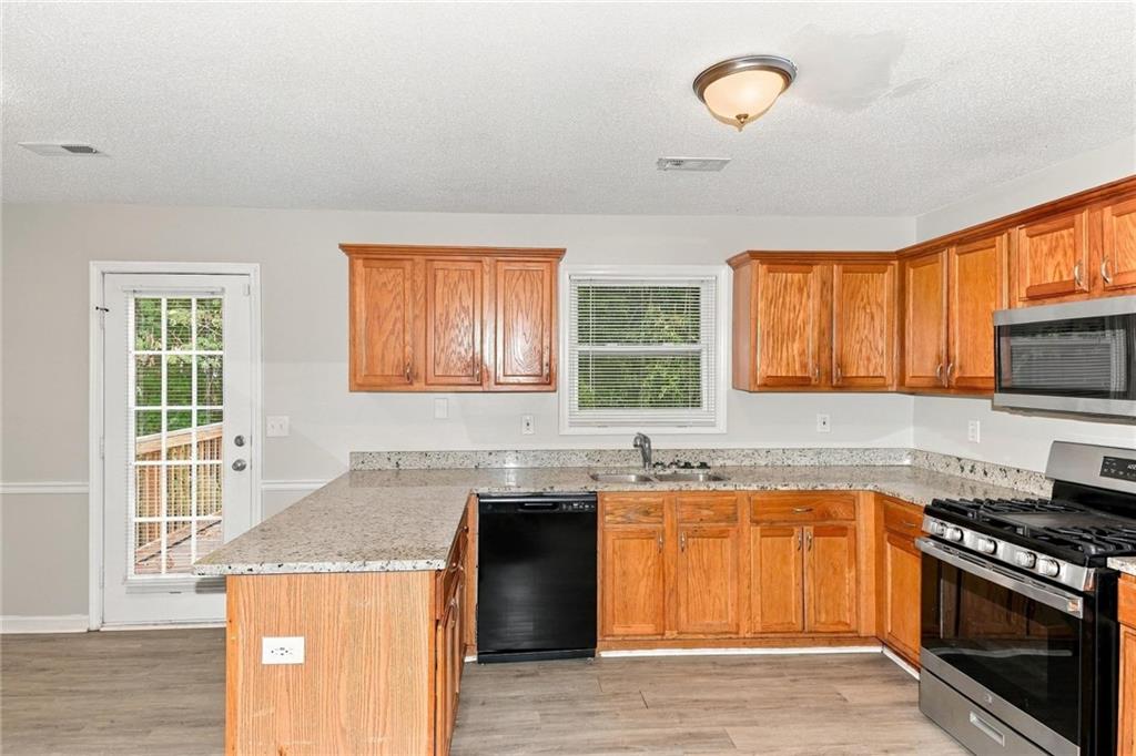 5730 Broadleaf Way Atlanta GA 30349