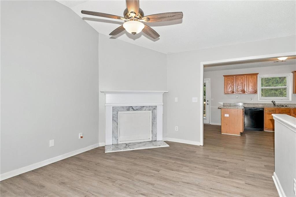 5730 Broadleaf Way Atlanta GA 30349