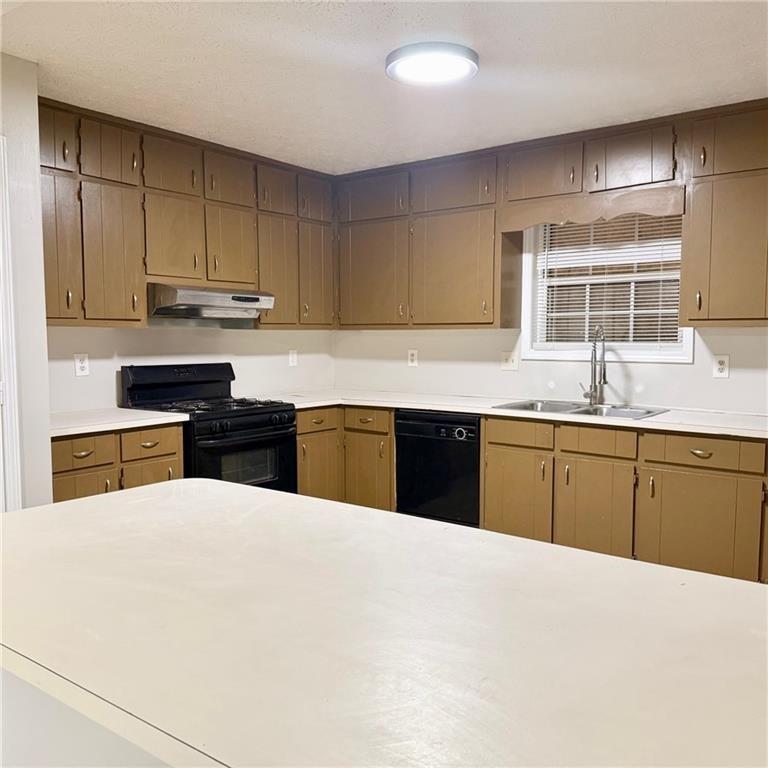 524 Julius Drive Stone Mountain GA 30087