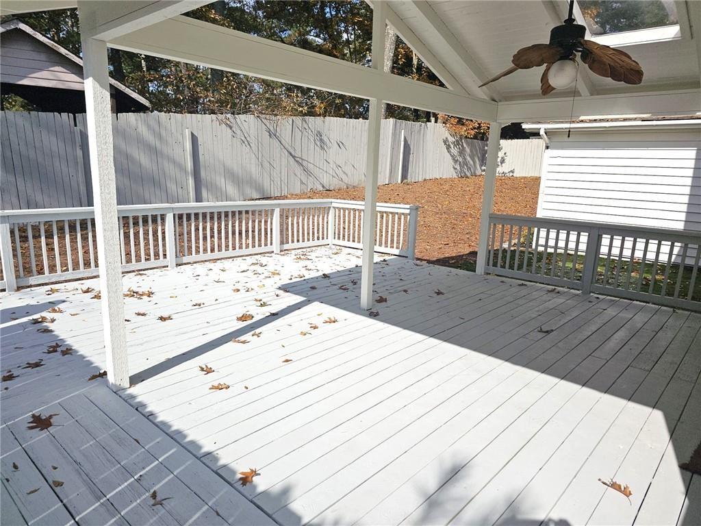10085 Old Woodland Entry Johns Creek GA 30022