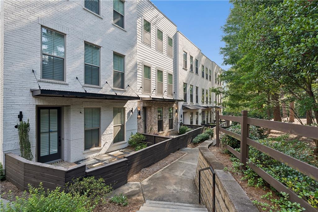 857 Constellation Drive Decatur GA 30033