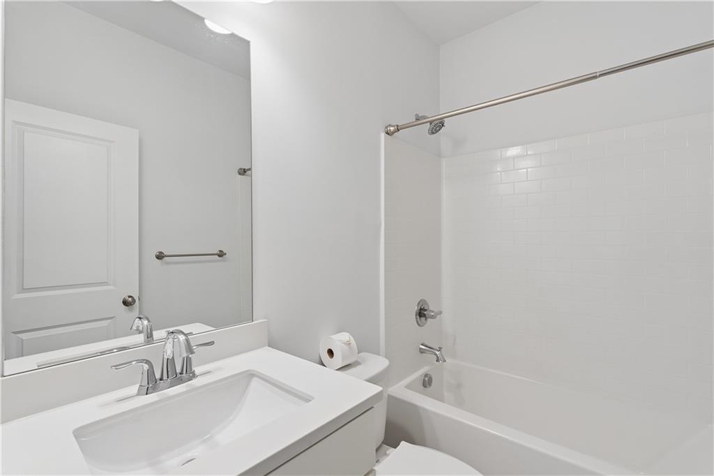 857 Constellation Drive Decatur GA 30033