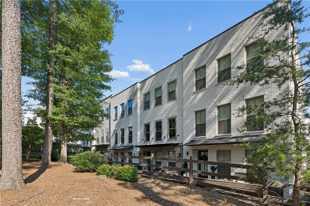 857 Constellation Drive Decatur GA 30033