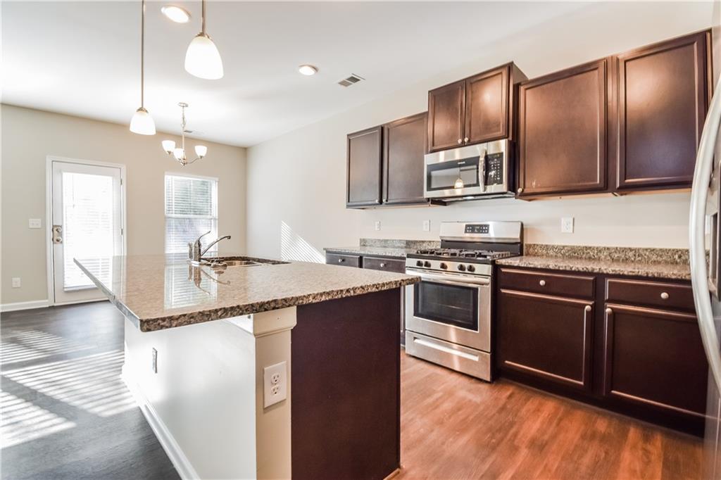 4995 Rapahoe Trail Atlanta GA 30349