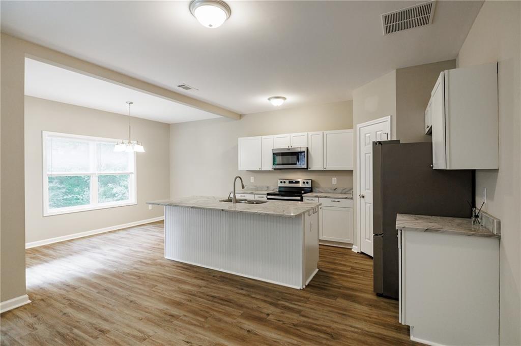 103 Three Rivers Court Hull GA 30646