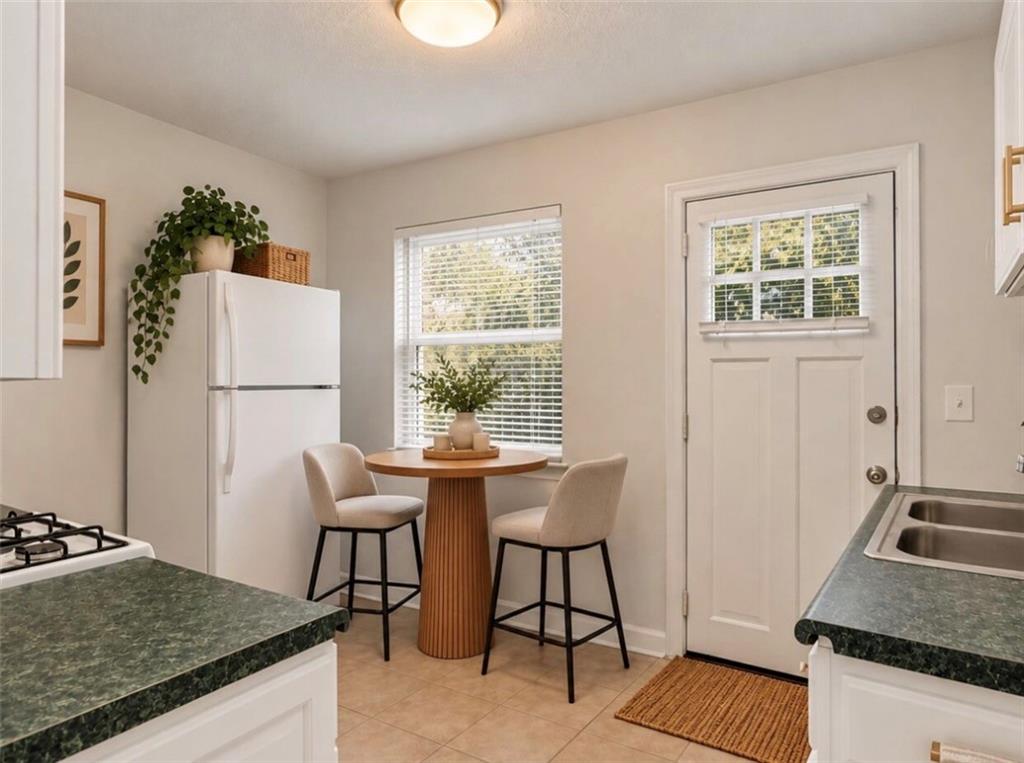 1982 Rockledge Road Atlanta GA 30324