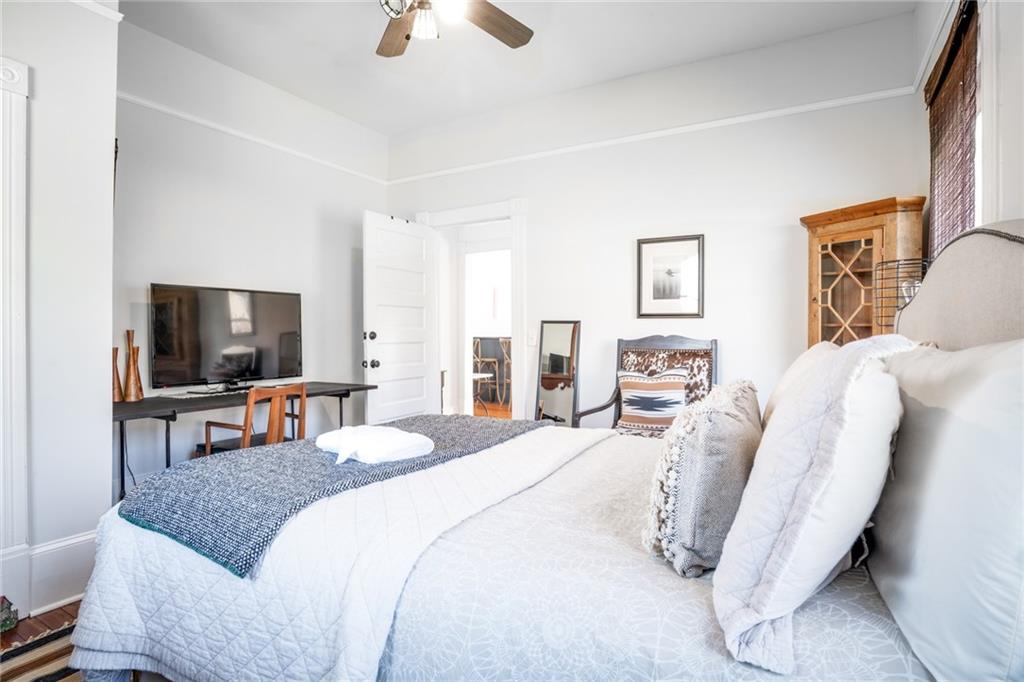 1433 Desoto Avenue SW Atlanta GA 30310