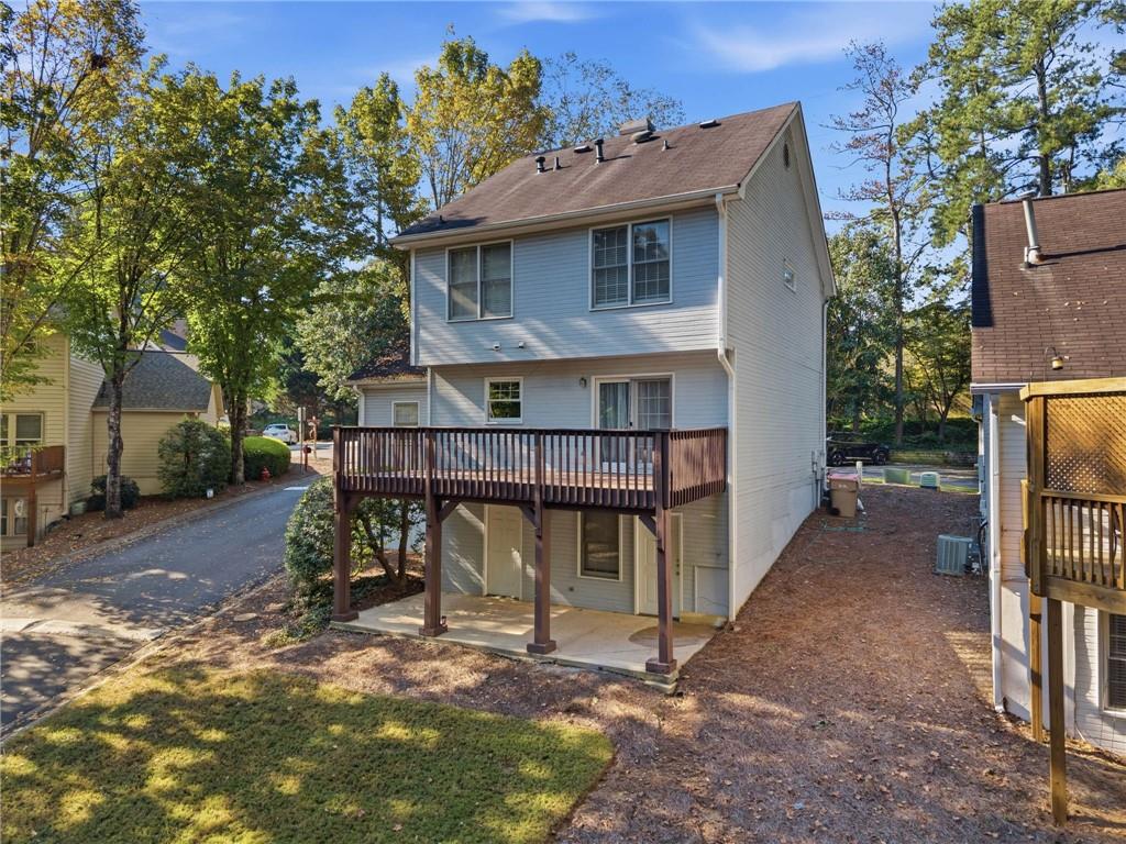 2012 Falcon Glen Court Alpharetta GA 30022