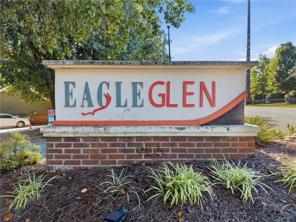 2012 Falcon Glen Court Alpharetta GA 30022