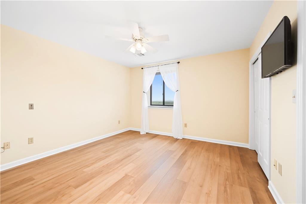 300 Johnson Ferry Road NE Sandy Springs GA 30328