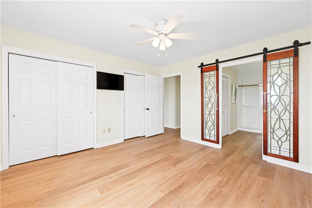 300 Johnson Ferry Road NE Sandy Springs GA 30328