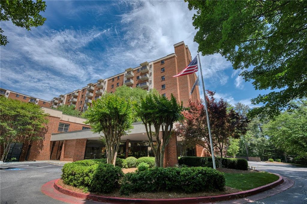 300 Johnson Ferry Road NE Sandy Springs GA 30328